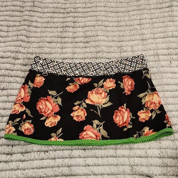 Zand Amsterdam reversible super colorful mini skirt! Such a unique skirt! - Picture 8 of 9